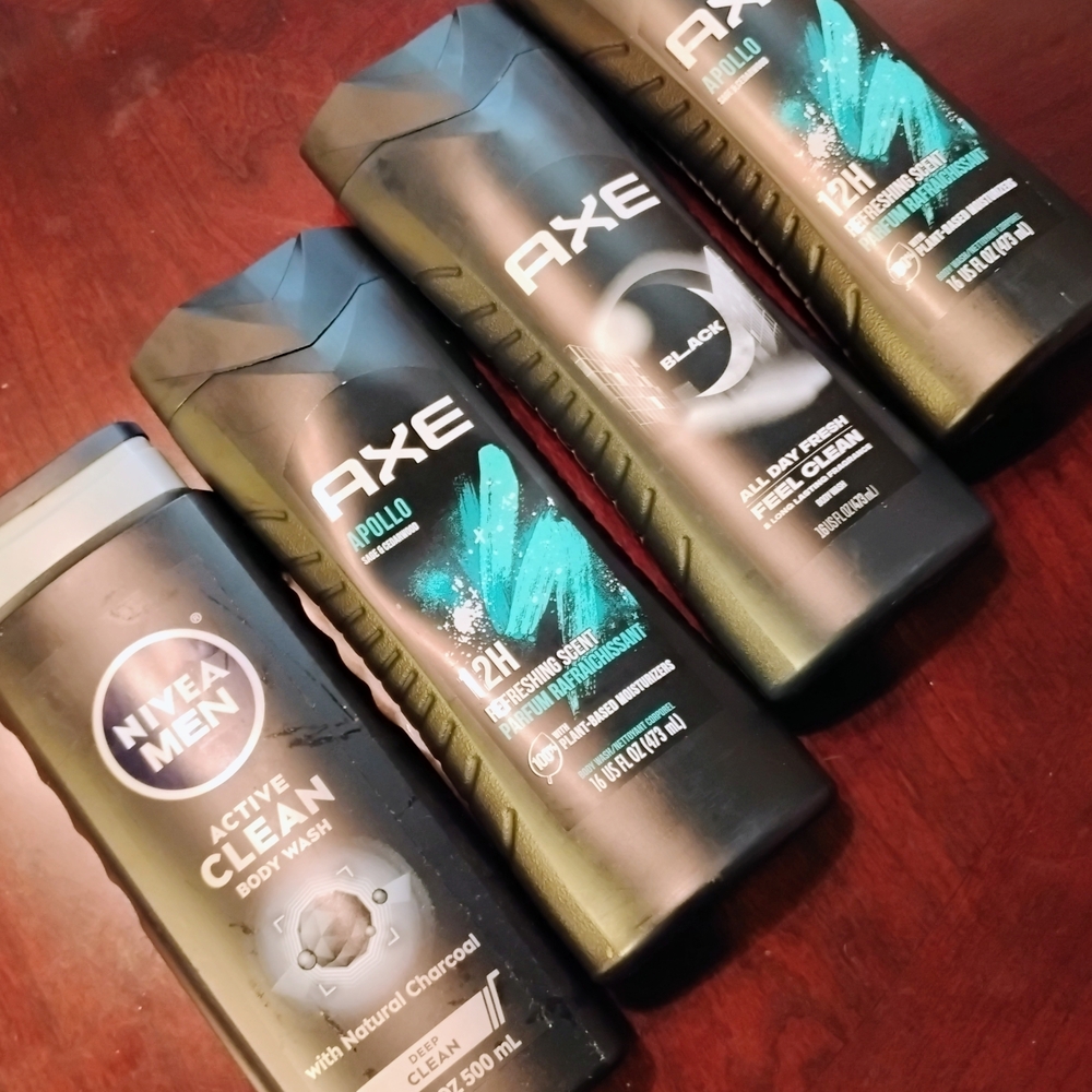AXE Apollo and Black Body And Nivea Wash Set for Men (4)